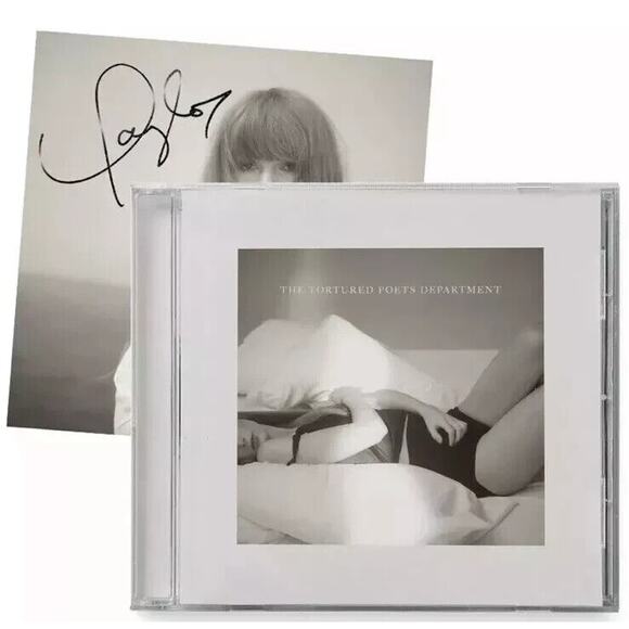 Tortured Poets Department CD + Bonus Track The Manuscript With Hand Signed Photo - Picture 2 of 2